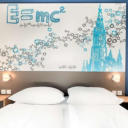 Hotell B&B Hotel Ulm Ulm